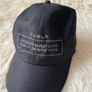 Tesla's "World's Safest Cars Made By the Safest Teams" Hat